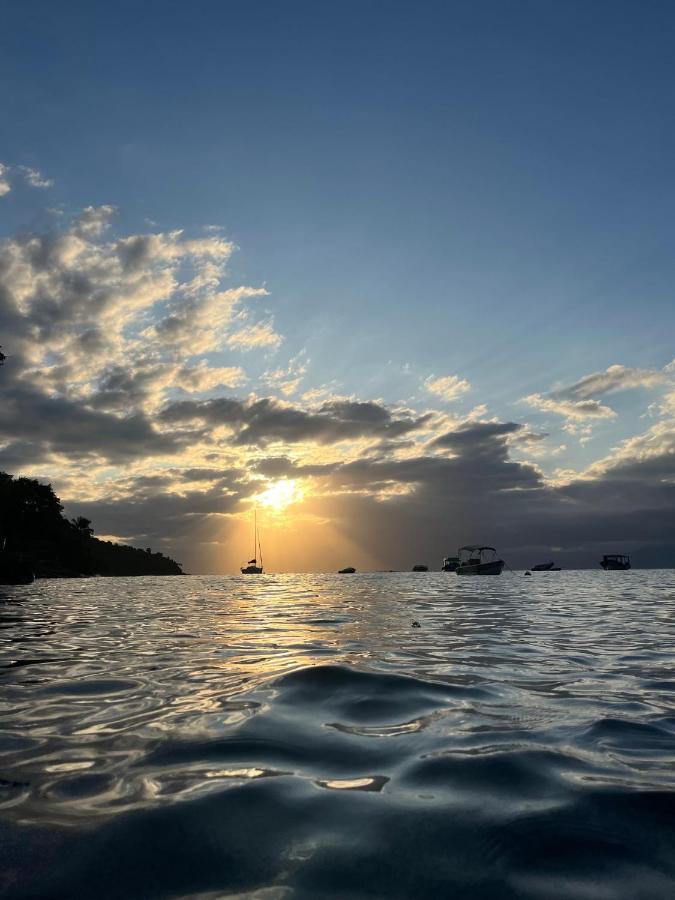 Pousada Conves - Ilha Grande Praia de Aracatiba Bagian luar foto