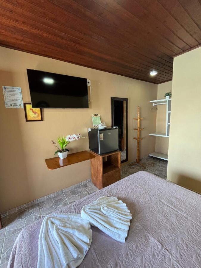 Pousada Conves - Ilha Grande Praia de Aracatiba Bagian luar foto